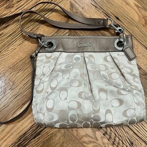 Coach Ashley Signature Hippie Shoulder Crossbody Bag F18452 Taupe Y2K